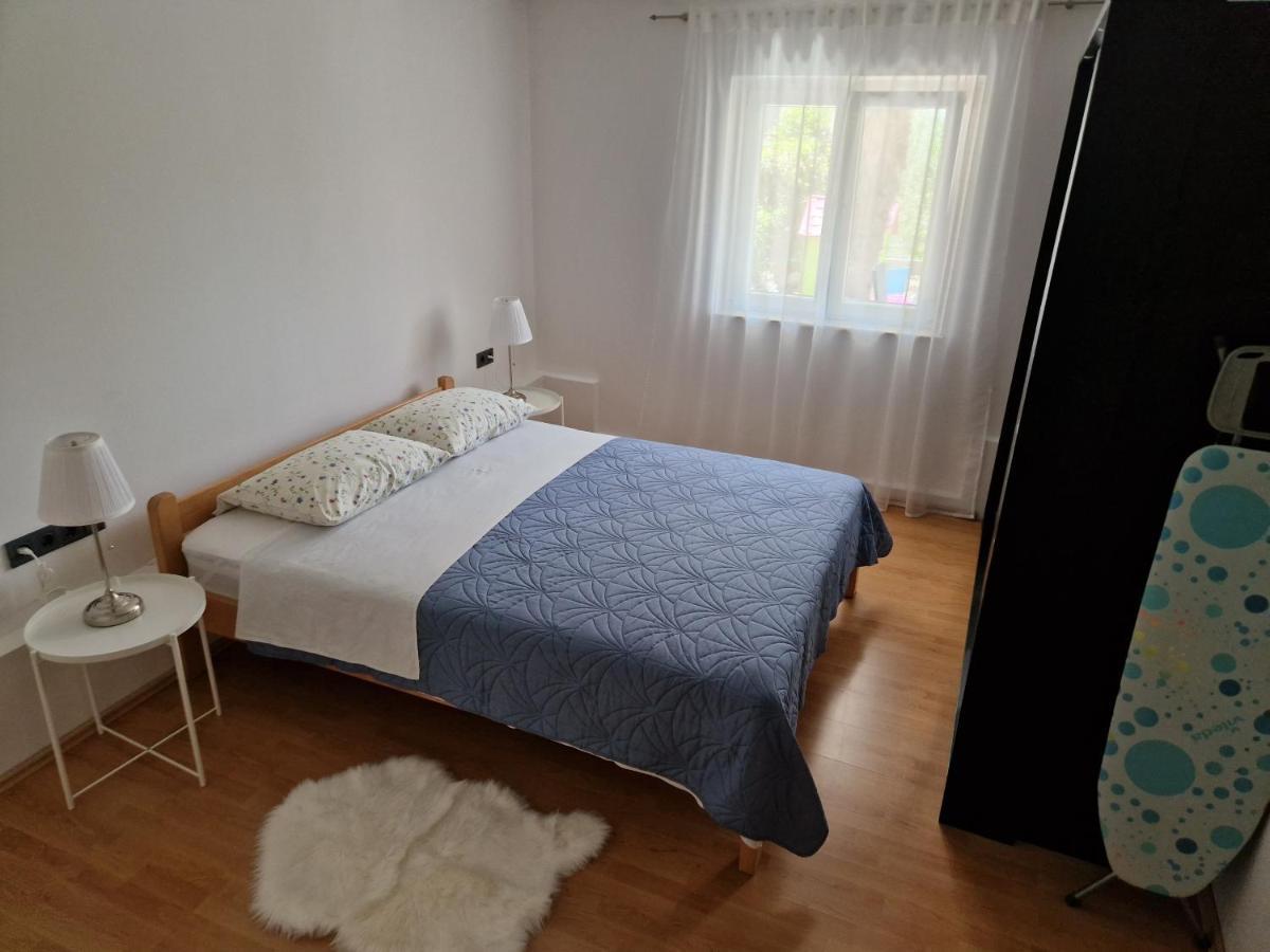 Apartman Jurjevic 克尔克 外观 照片